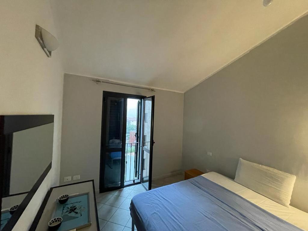 Appartamento Al Mare Bosa Marina Esterno foto