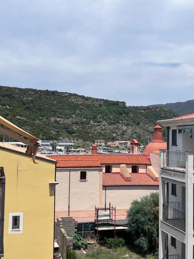 Appartamento Al Mare Bosa Marina Esterno foto